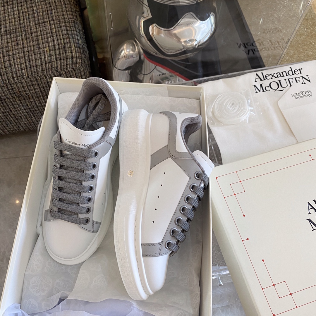 알렉산더 맥퀸 상품 알렉산더 맥퀸 Alexander McQueen 남여공용 커플 스크럽 스니커즈 운동슈즈