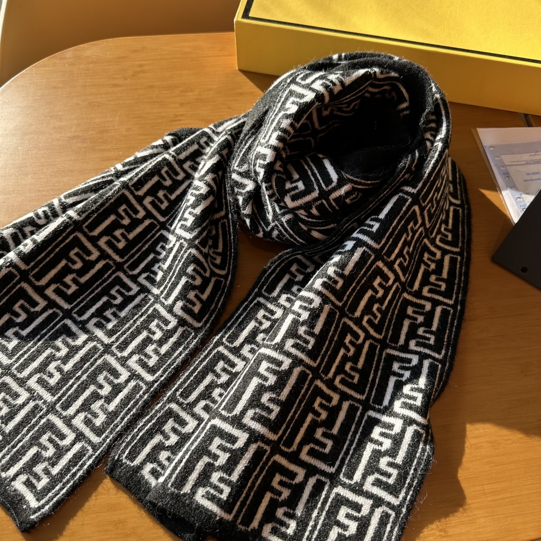 펜디 상품 펜디 FENDI SCARF 스카프