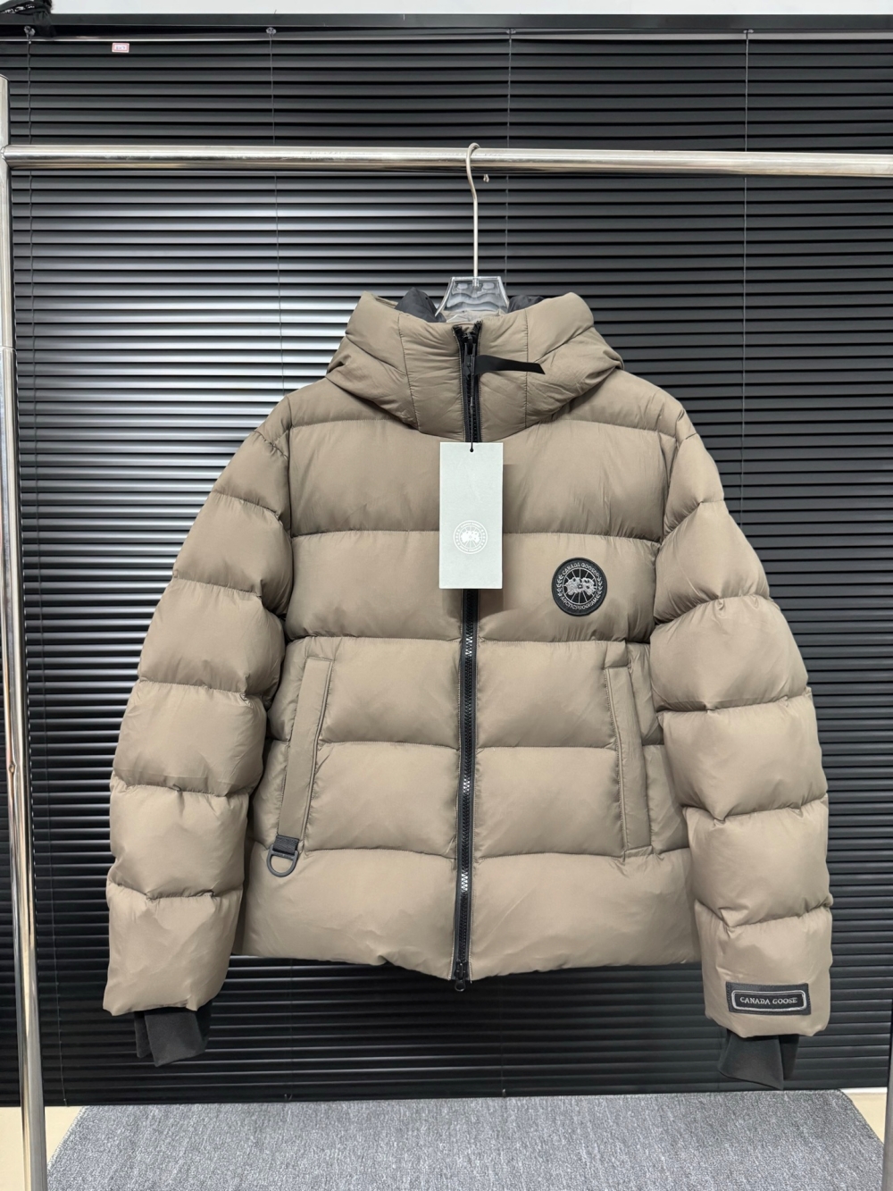 캐나다구스 상품 캐나다구스 Canada Goose 남여공용 후드 패딩
