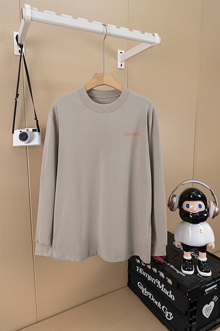아크테릭스 상품 아크테릭스 ARC'TERYX 남녀공용 맨투맨