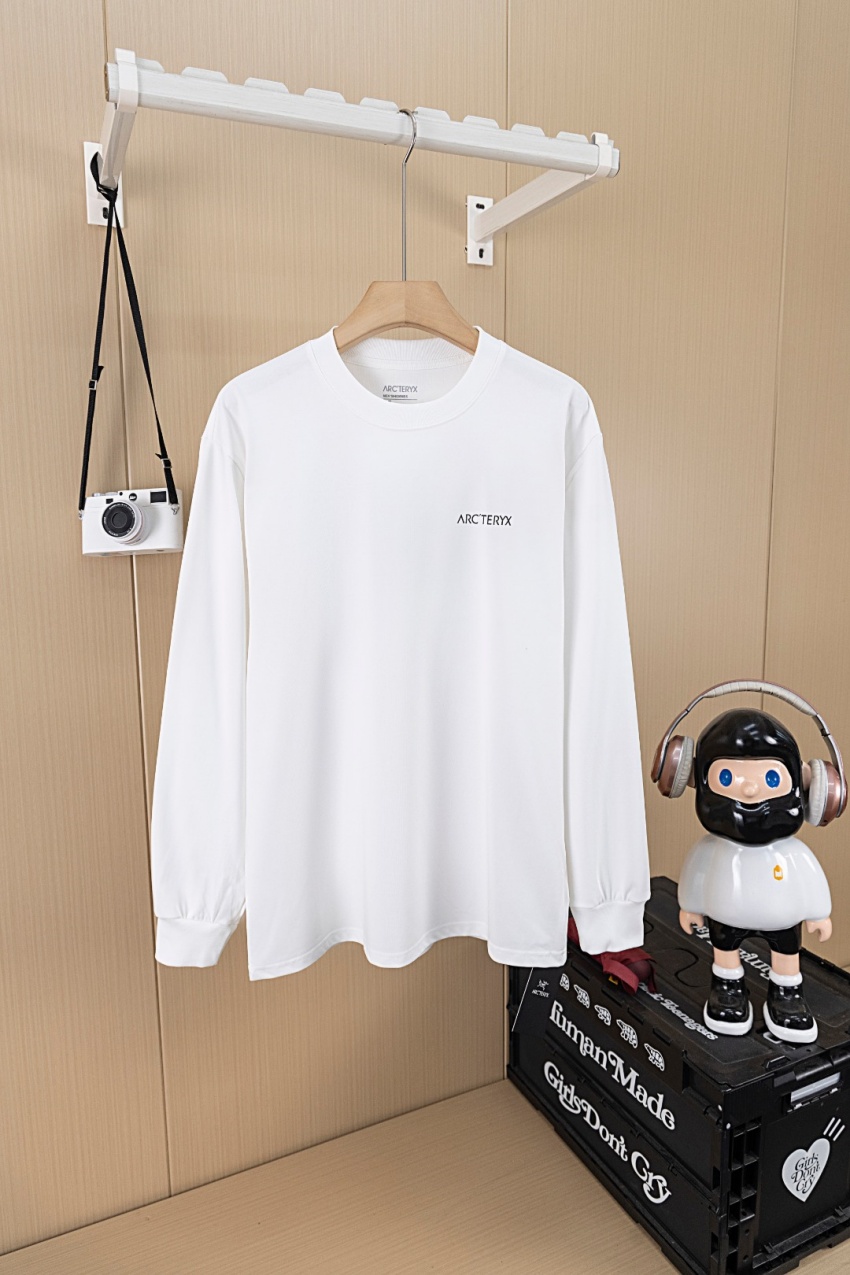 아크테릭스 상품 아크테릭스 ARC'TERYX 남녀공용 맨투맨