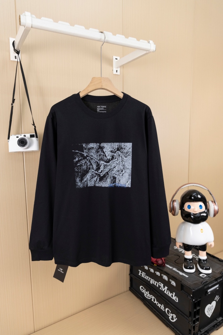 아크테릭스 상품 아크테릭스 ARC'TERYX 남녀공용 맨투맨