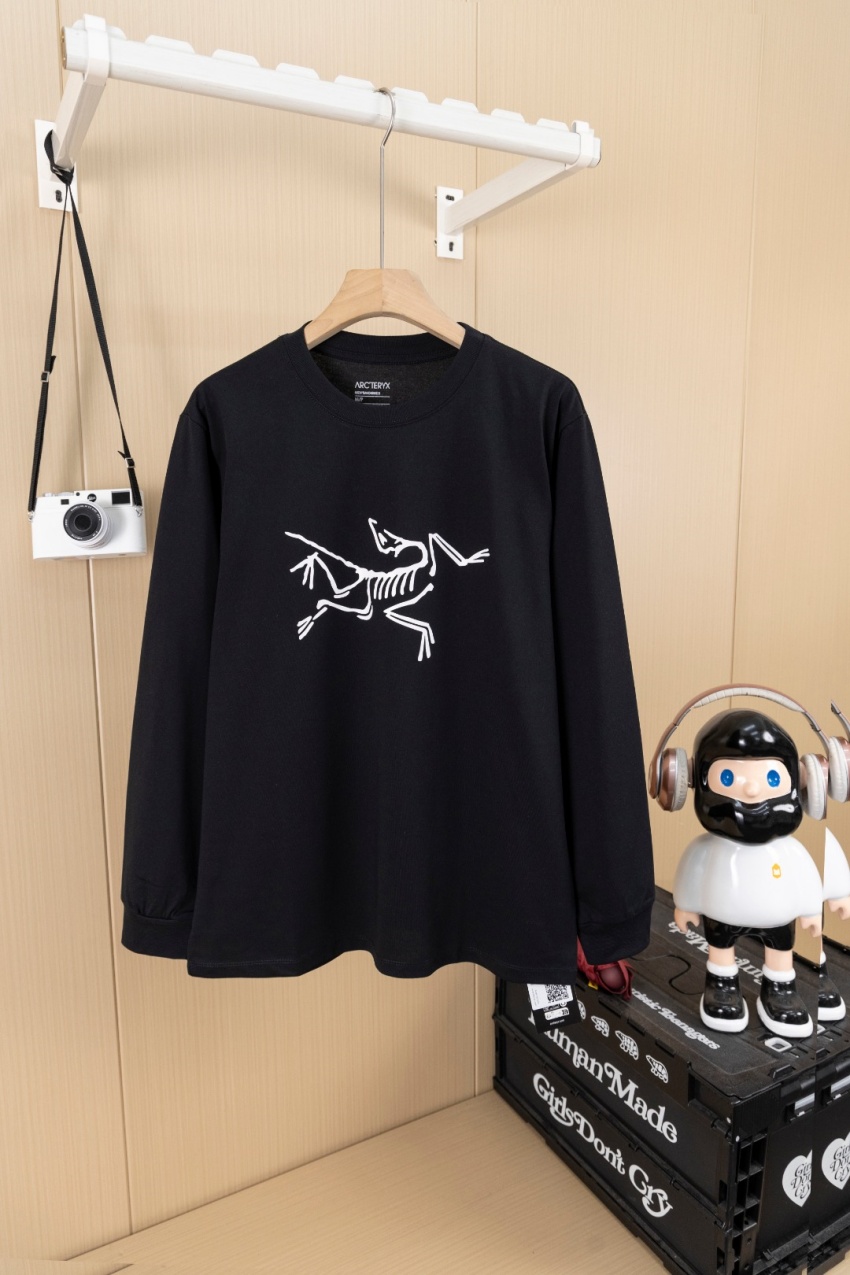 아크테릭스 상품 아크테릭스 ARC'TERYX 남녀공용 맨투맨