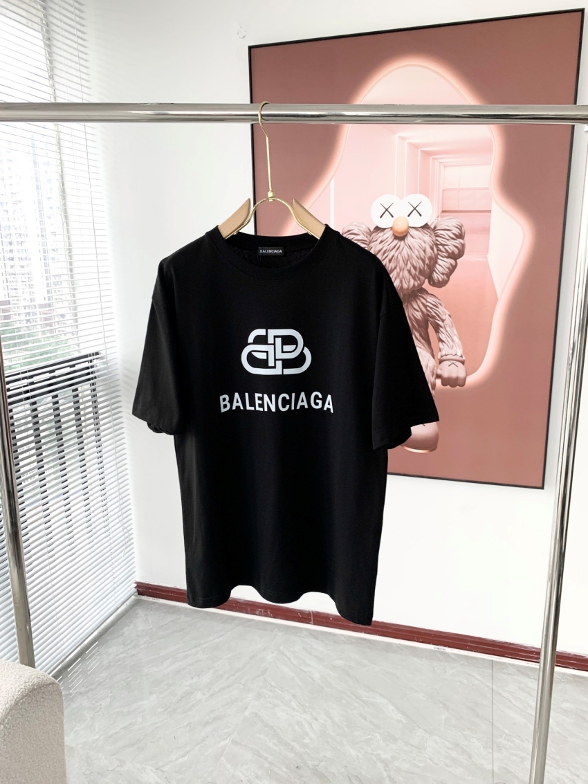 발렌시아가 상품 발렌시아가 BALENCIAGA 남녀공용 반팔 티셔츠