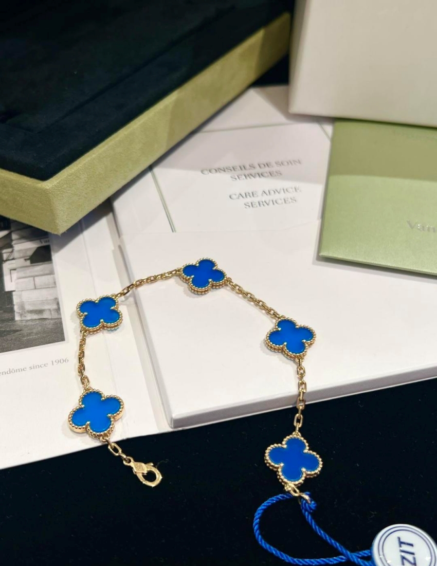 반클리프 아펠 상품 반클리프 아펠 Van Cleef & Arpels 네잎클로버 팔찌