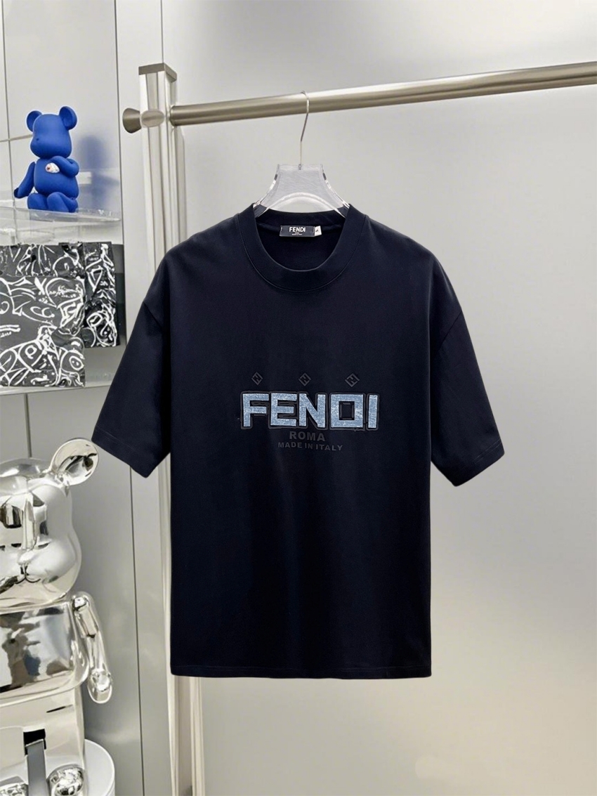 펜디 상품 펜디 FENDI 남녀 공용 반팔 티셔츠