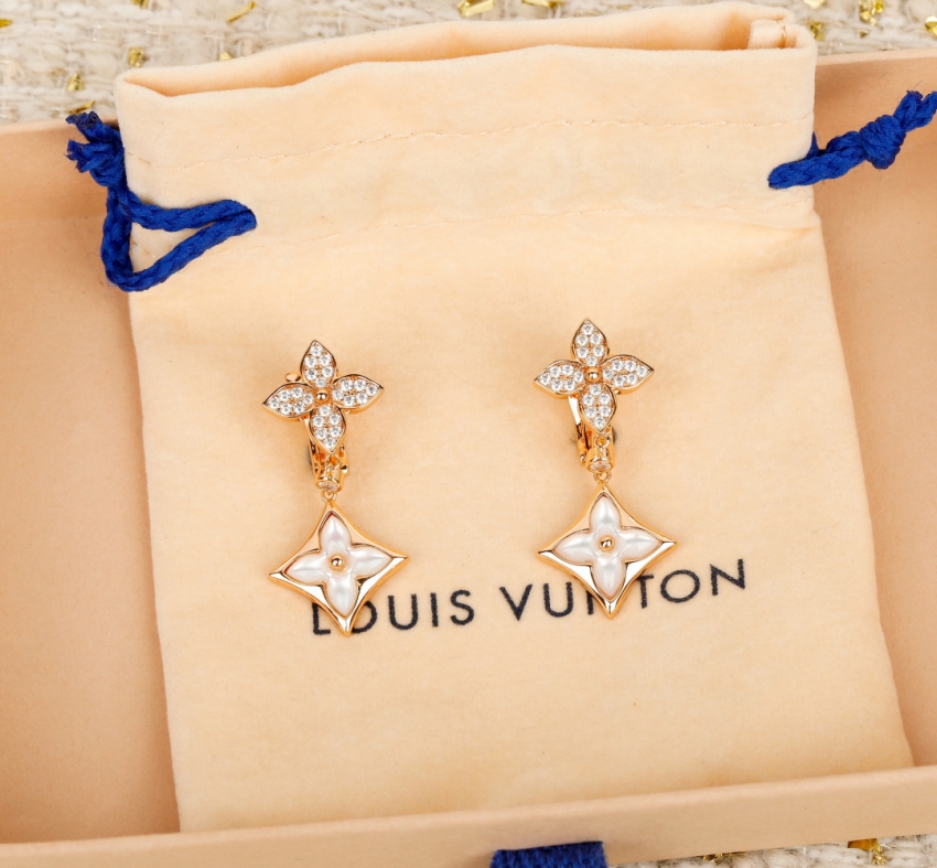 루이비통 상품 루이비통 LV Monogram Flower earrings 귀걸이