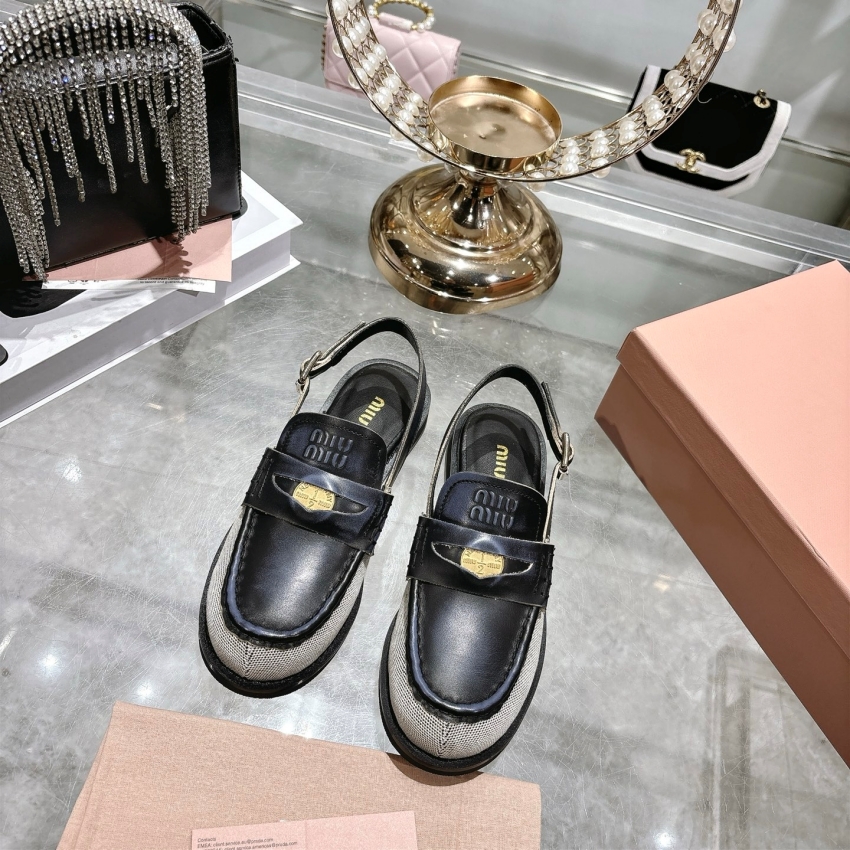 미우미우 상품 미우미우 MIUMIU 여성용 샌들
