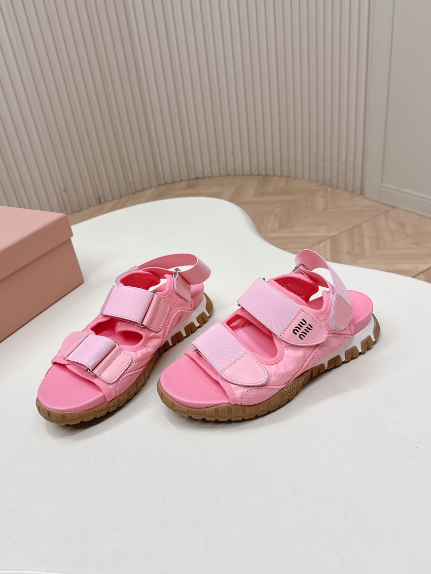 미우미우 상품 미우미우 MIUMIU 여성용 샌들