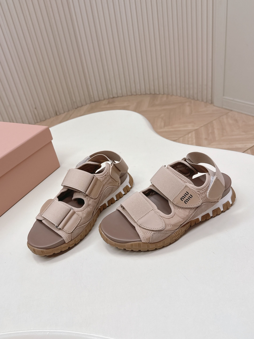 미우미우 상품 미우미우 MIUMIU 여성용 샌들