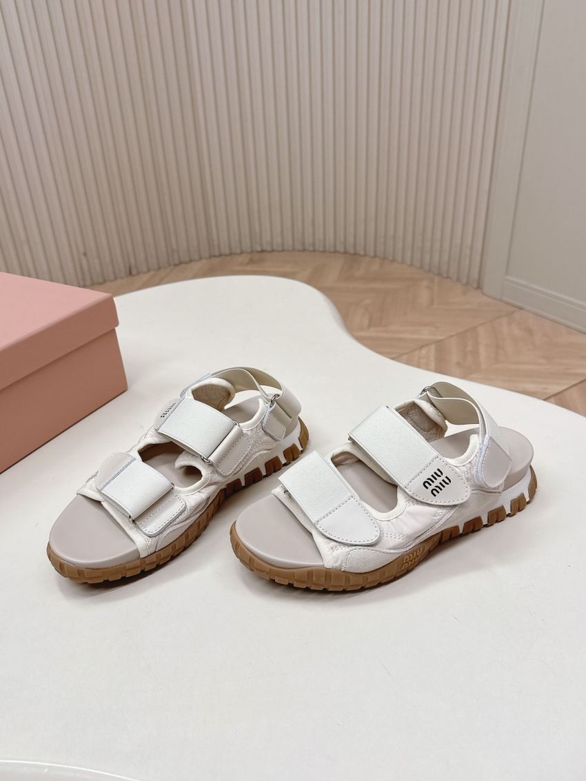 미우미우 상품 미우미우 MIUMIU 여성용 샌들
