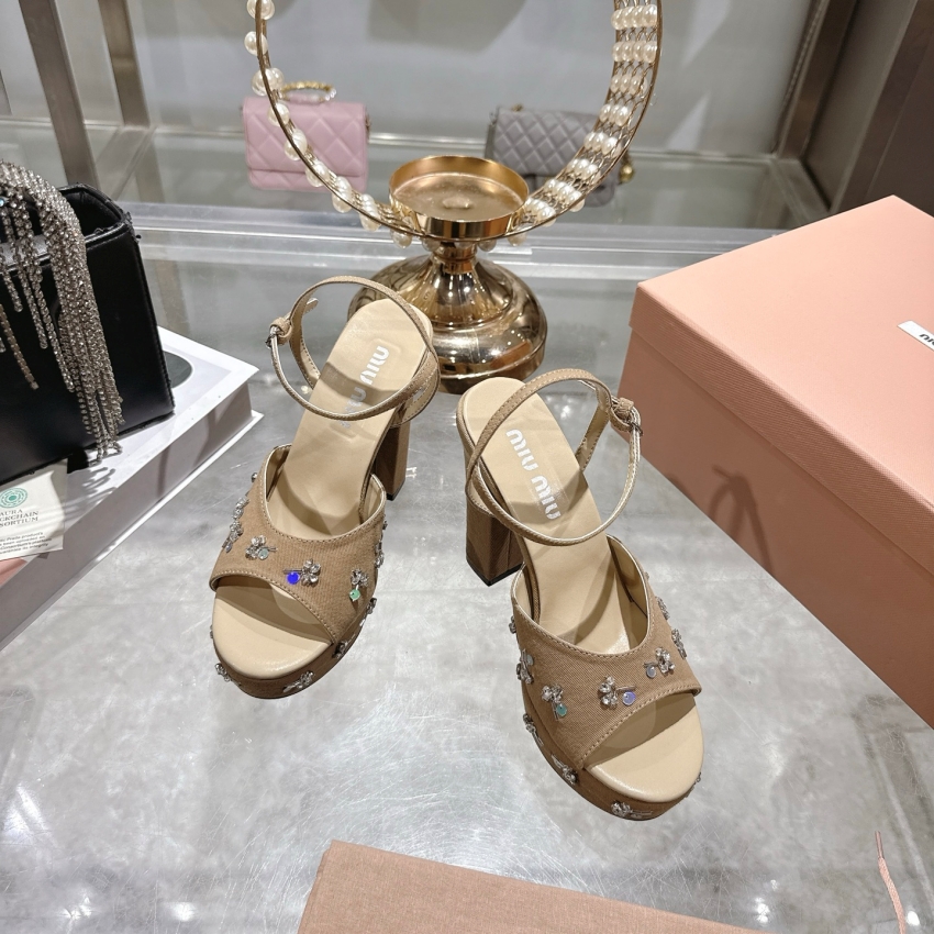 미우미우 상품 미우미우 MIUMIU 여성용 힐 샌들