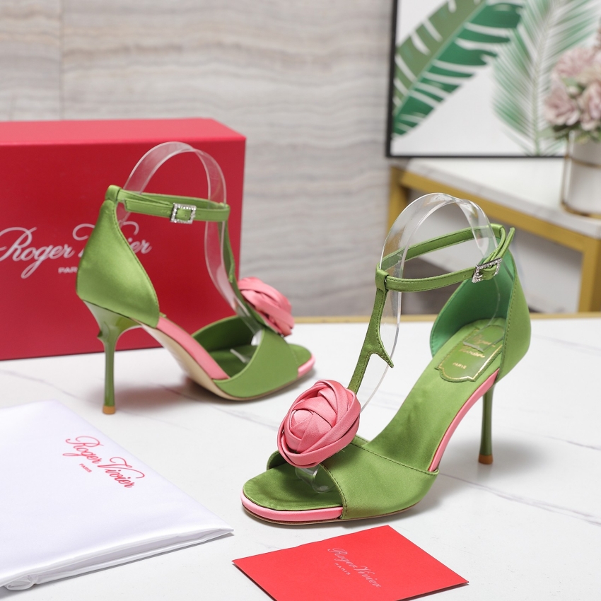 로저 비비에 상품 로저 비비에 Roger Vivier 힐 샌들