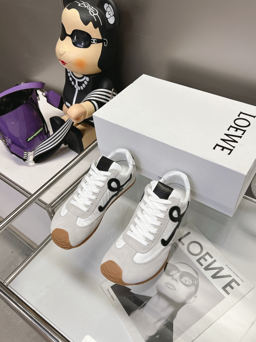 로에베 상품 로에베 LOEWE 여성용 캐주얼 신발 상세 이미지 3
