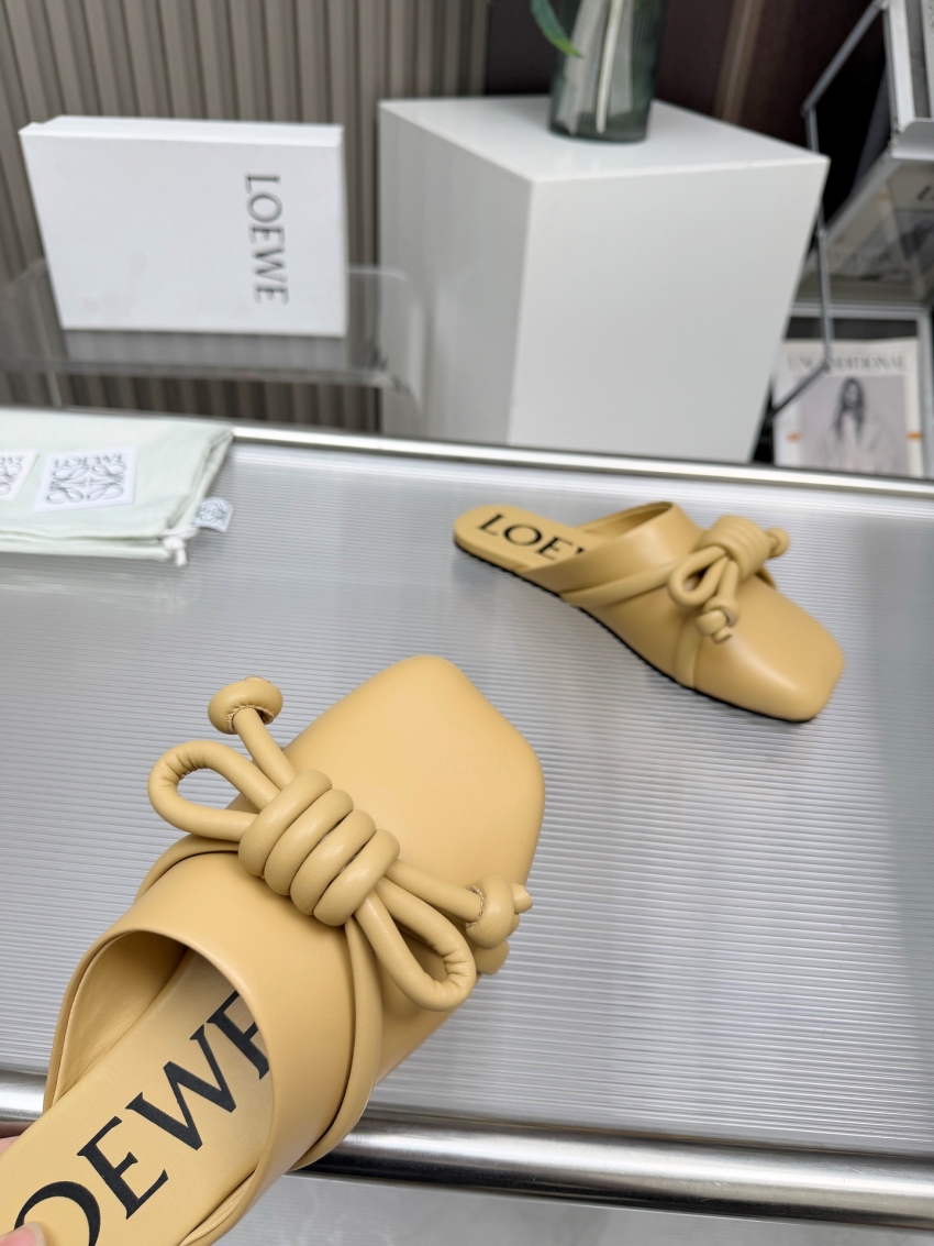 로에베 상품 로에베 LOEWE 여성용 슬리퍼 상세 이미지 2