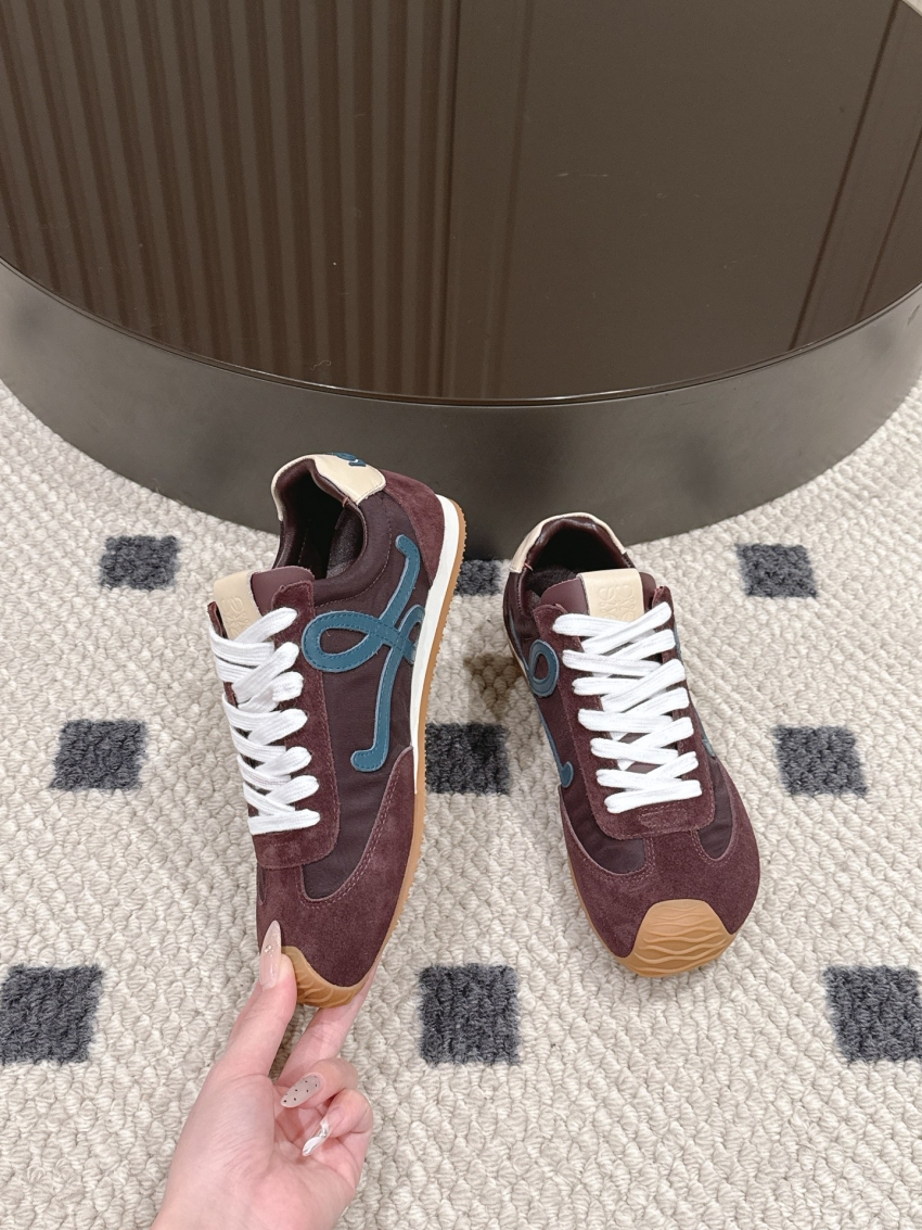 로에베 상품 로에베 LOEWE 여성용 캐주얼 신발 상세 이미지 3