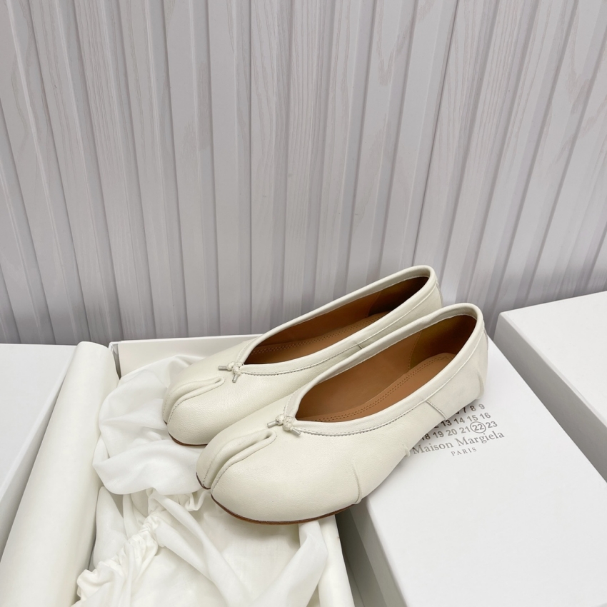 메종 마르지엘라 상품 메종 마르지엘라 Maison Margiela 여성용 스플릿 토 슈즈 상세 이미지 3