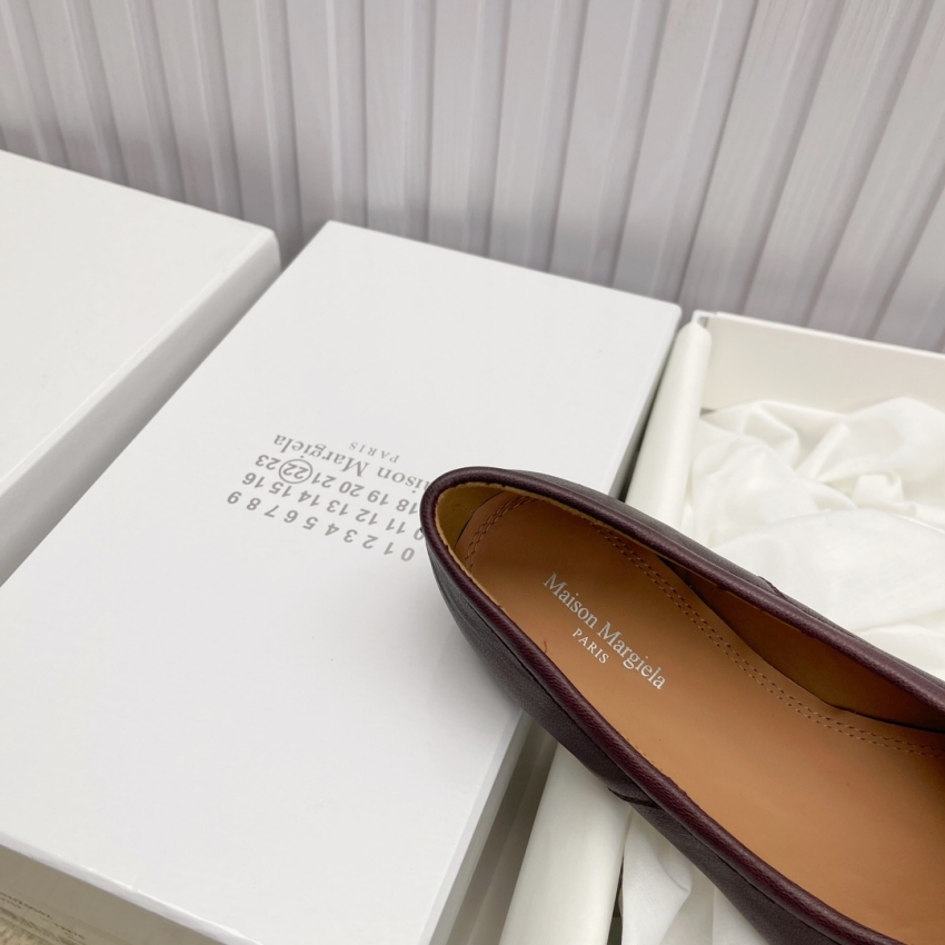 메종 마르지엘라 상품 메종 마르지엘라 Maison Margiela 여성용 스플릿 토 슈즈 상세 이미지 5