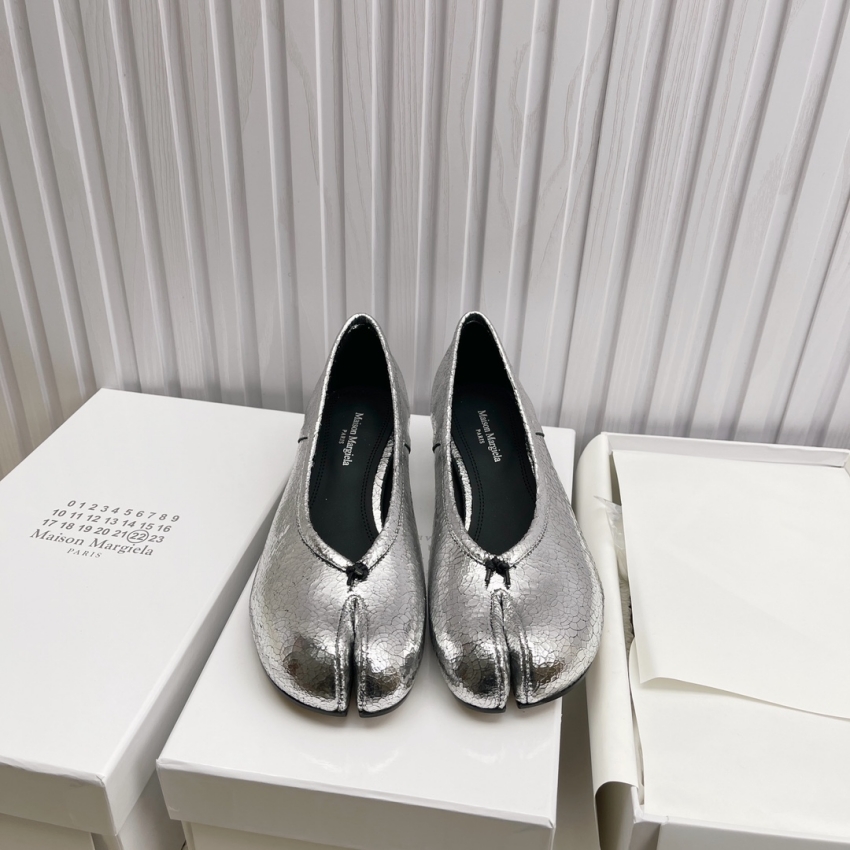 메종 마르지엘라 상품 메종 마르지엘라 Maison Margiela 여성용 스플릿 토 슈즈 상세 이미지 2