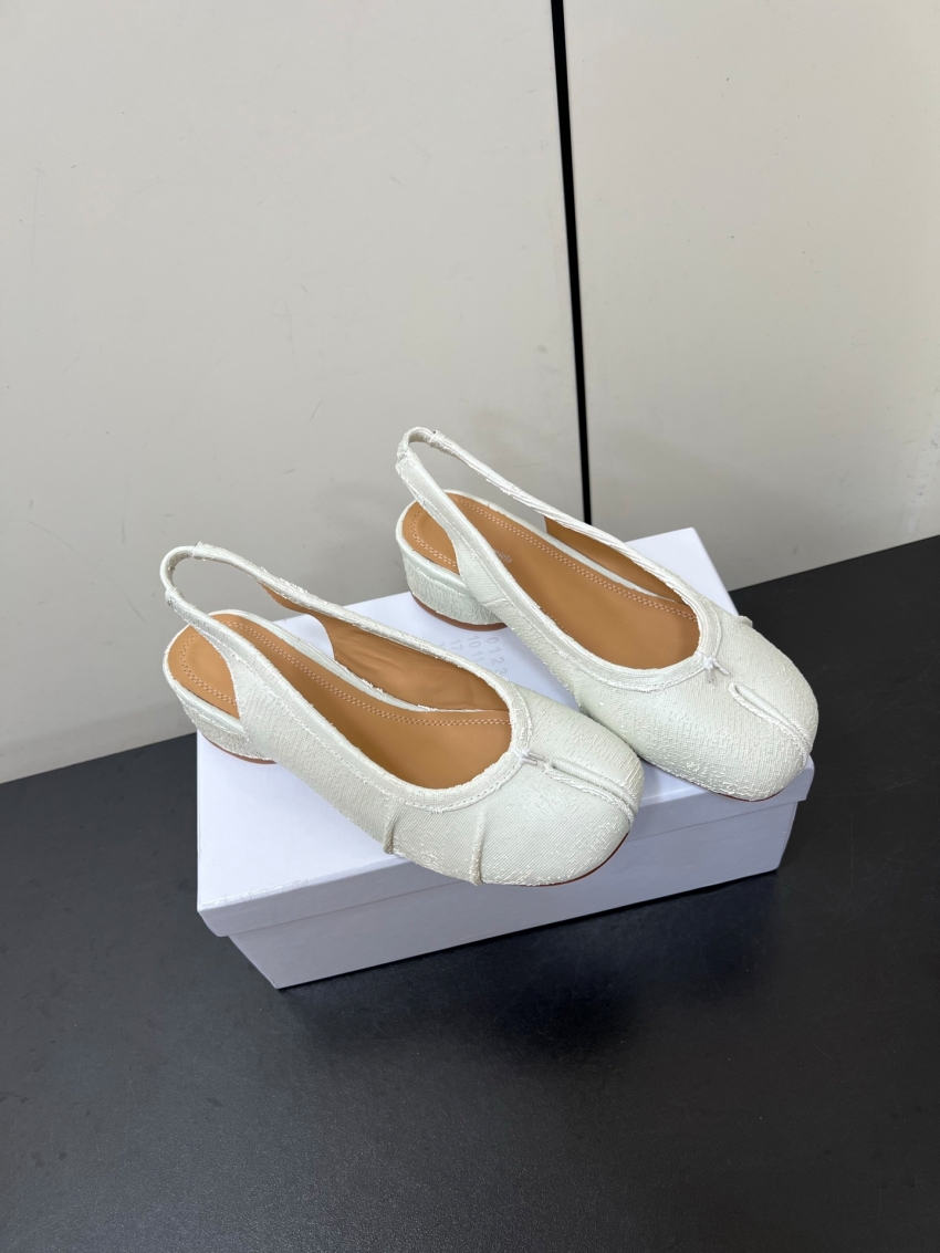 메종 마르지엘라 상품 메종 마르지엘라 Maison Margiela 여성용 스플릿 토 슈즈 상세 이미지 2