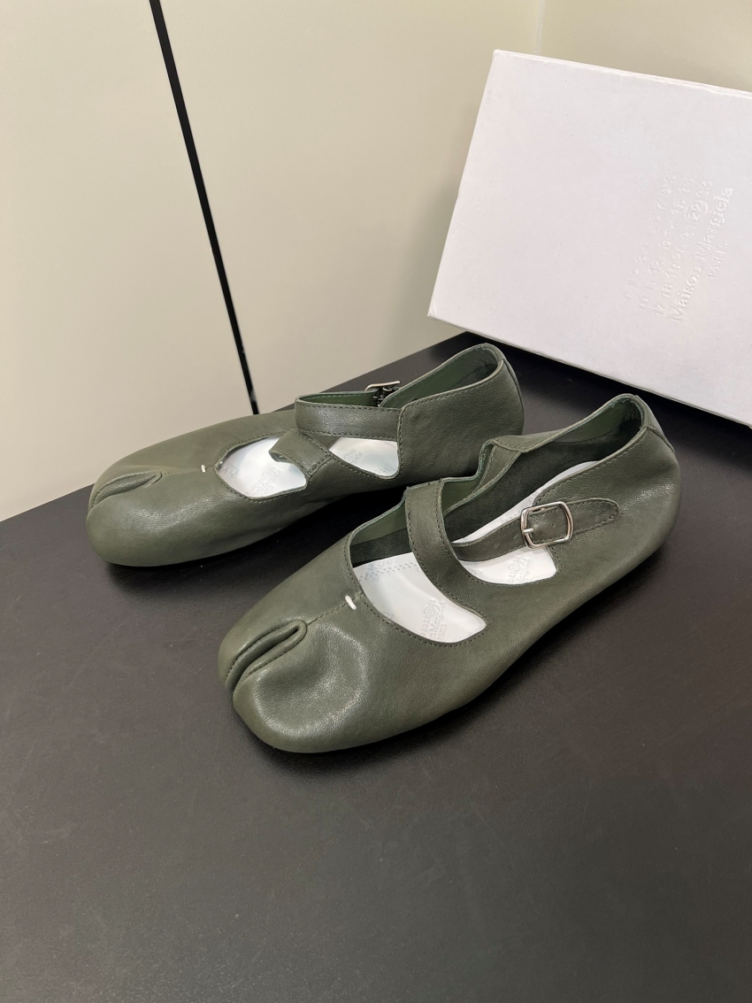 메종 마르지엘라 상품 메종 마르지엘라 Maison Margiela 여성용 스플릿 토 슈즈 상세 이미지 3