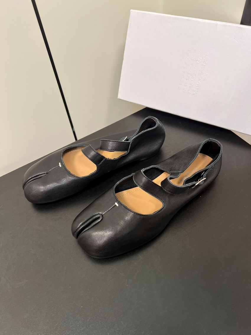 메종 마르지엘라 상품 메종 마르지엘라 Maison Margiela 여성용 스플릿 토 슈즈 상세 이미지 3