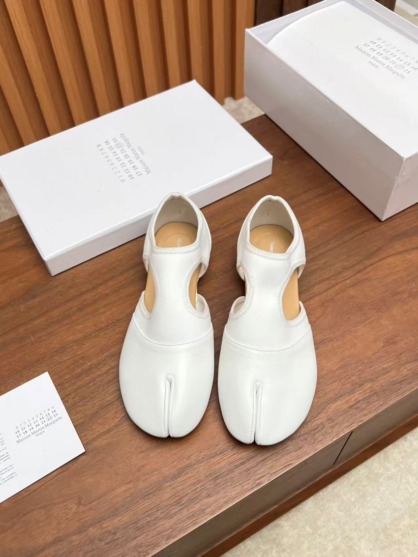 메종 마르지엘라 상품 메종 마르지엘라 Maison Margiela 여성용 스플릿 토 슈즈 상세 이미지 2