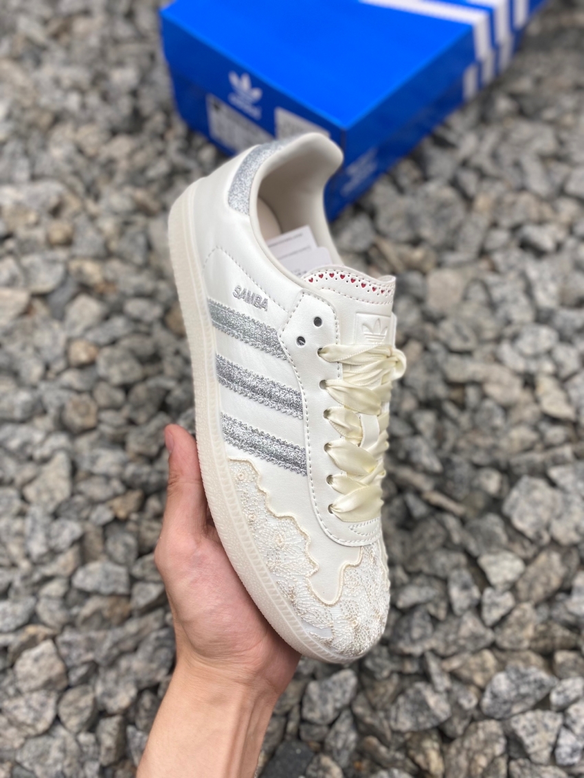 아디다스 상품 아디다스 Adidas 남여공용 커플 스니커즈