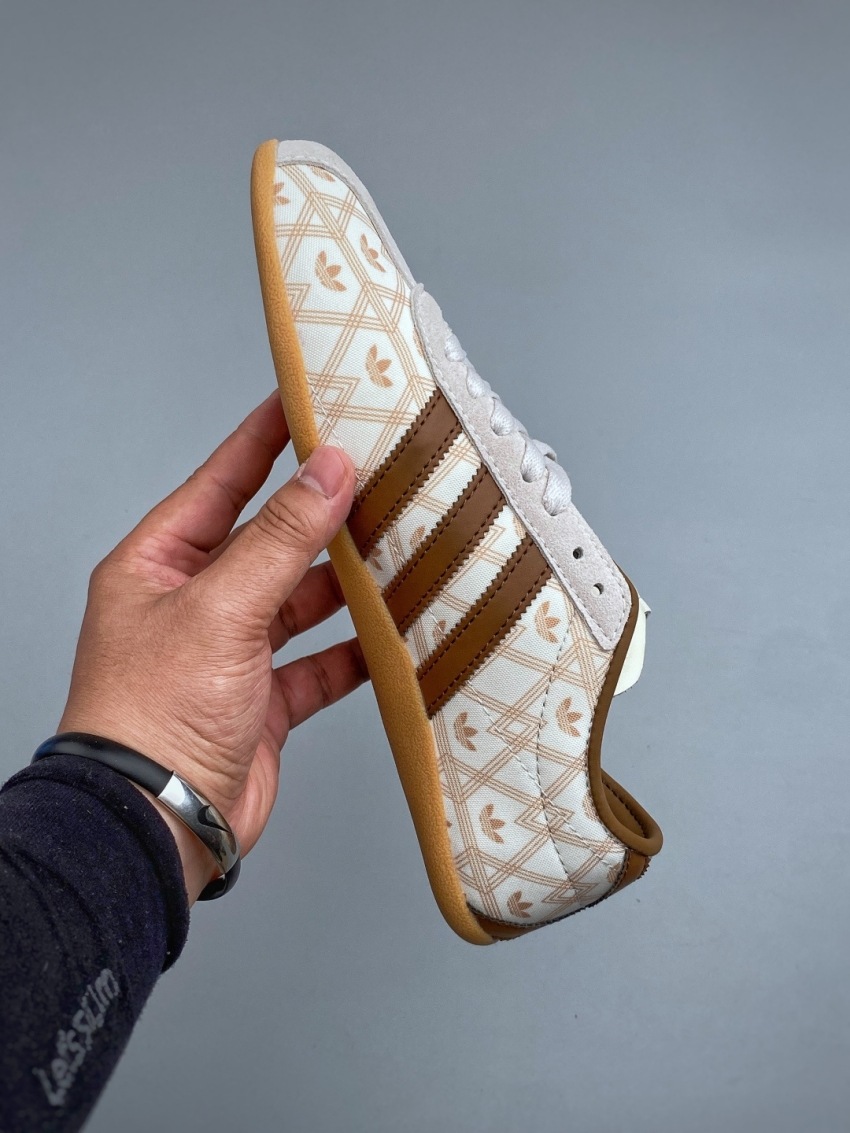 아디다스 상품 아디다스 Adidas 남여공용 커플 스니커즈 상세 이미지 2