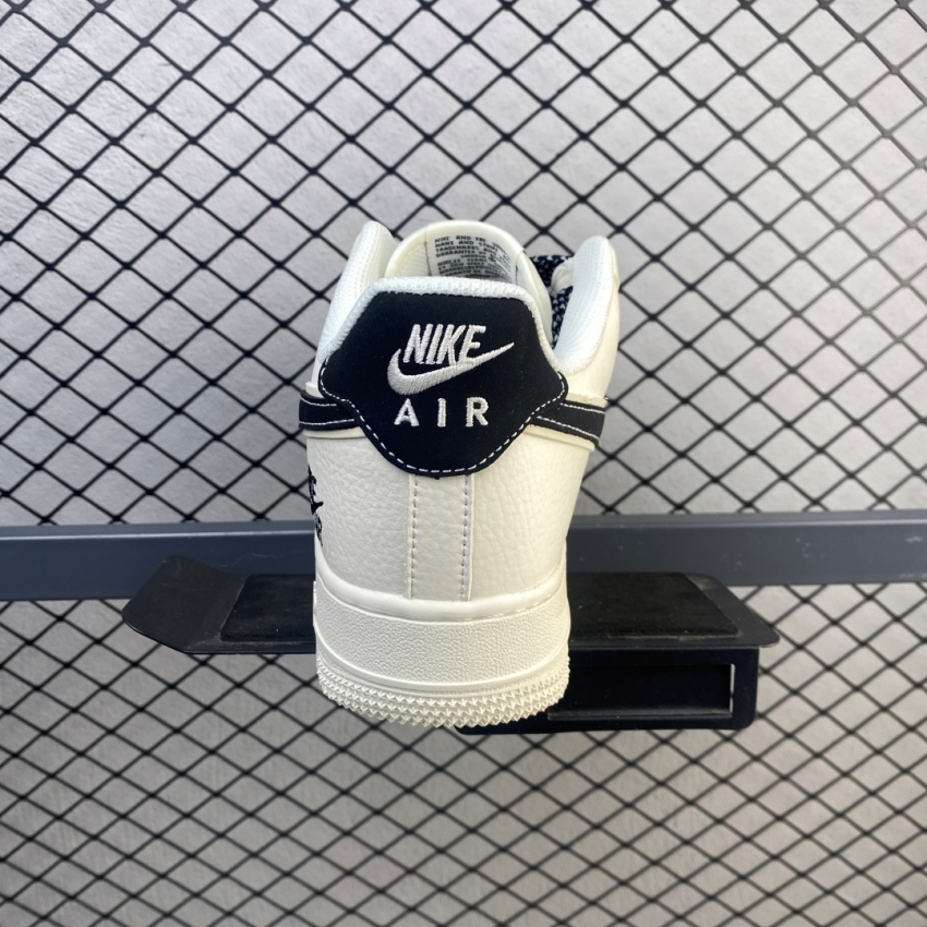 나이키 상품 나이키 Nike 남여공용 커플 스니커즈 상세 이미지 4