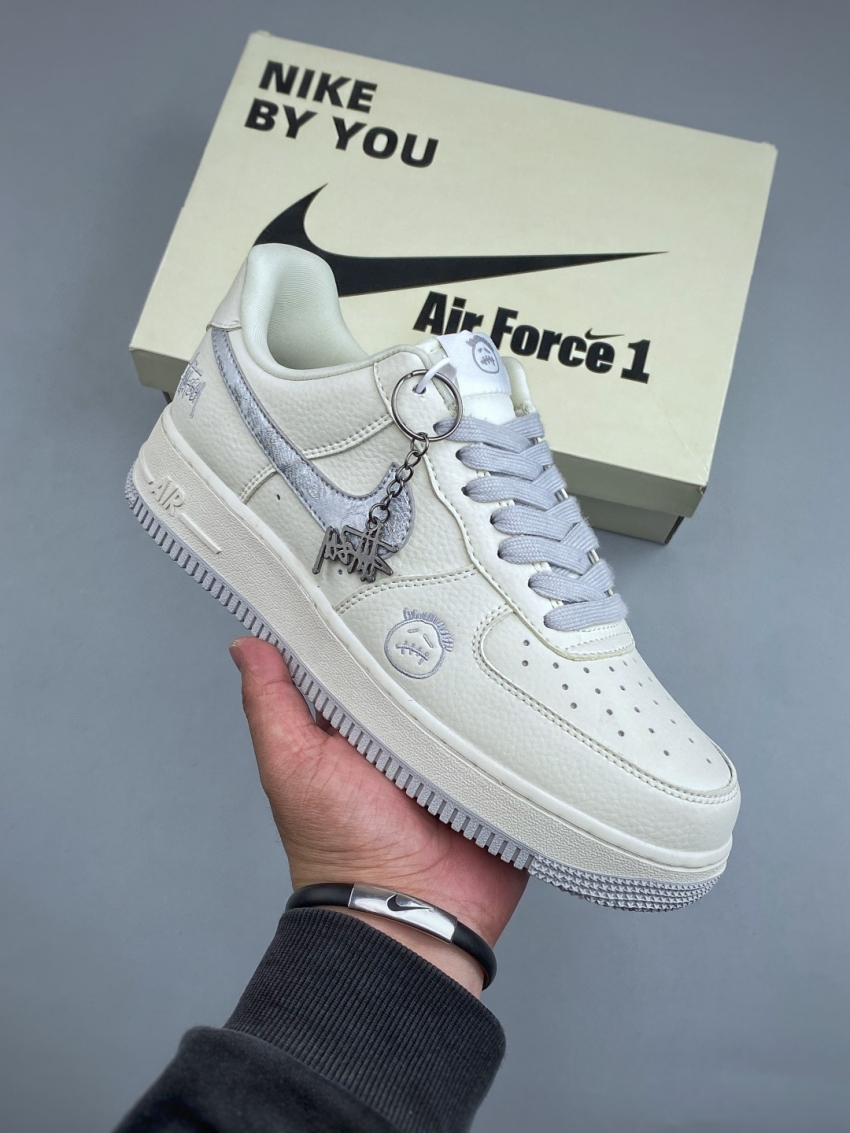 나이키 상품 나이키 Nike 남여공용 커플 스니커즈