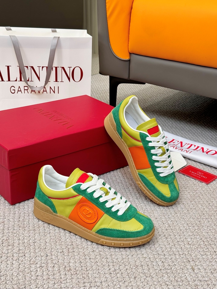 발렌티노 상품 발렌티노 VALENTINO 남여공용 스니커즈