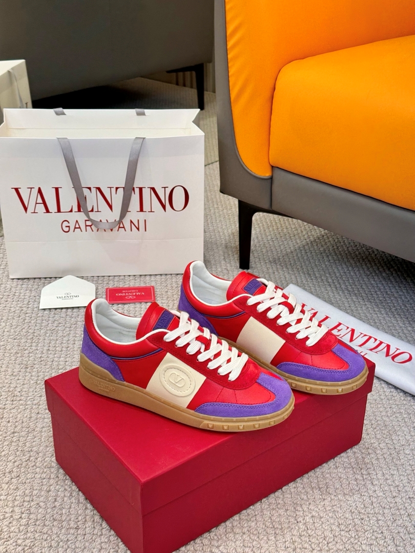 발렌티노 상품 발렌티노 VALENTINO 남여공용 스니커즈