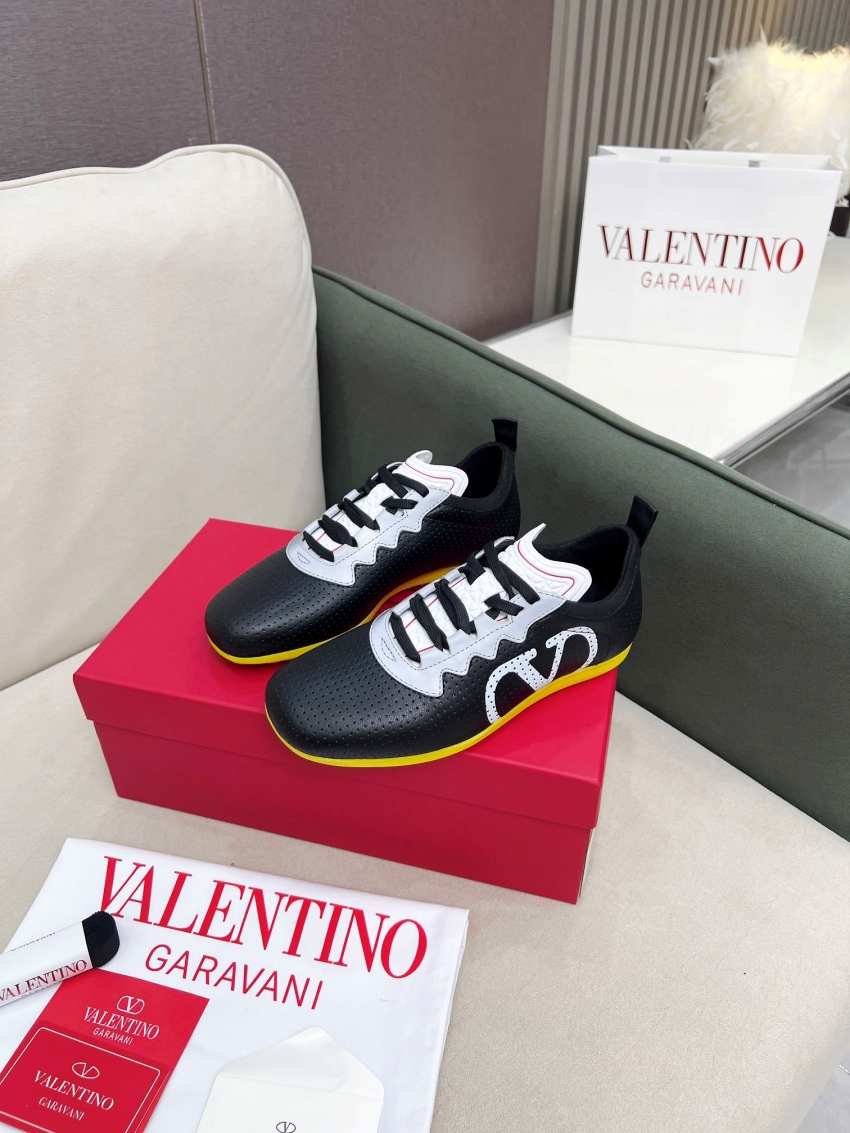 발렌티노 상품 발렌티노 VALENTINO 남여공용 스니커즈