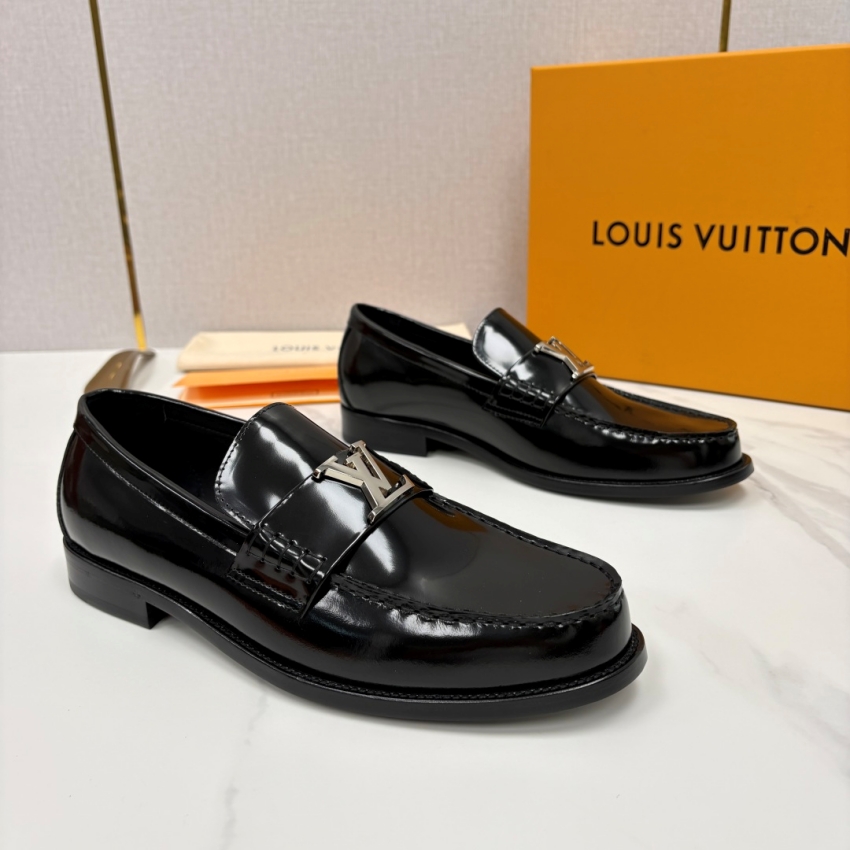 루이비통 상품 루이비통 Louis Vuitton 남성용 로퍼 슈즈